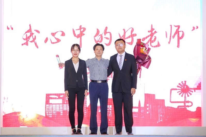 http://cj.upc.edu.cn/_upload/article/images/74/c3/157bcf384400b0da3b4e1b927f16/bf11711d-e6a2-4d4c-89b2-9bebedf04ac7.jpg